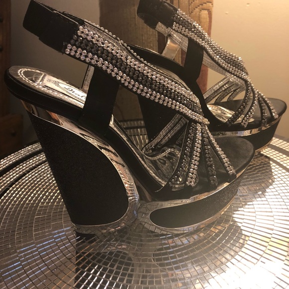 Wedges - Picture 1 of 4